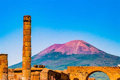 Discover Mount Vesuvius And The Ghostly Ruins Of Pompeii Exodus