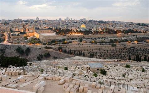 Discovery Of Pilgrimage Road Reveals Archaeologists Race Against Time In Jerusalem Detroit Catholic