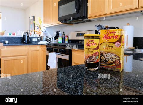 Do A Mar A Mexican Mole Sauce In Two Varieties Ready To Serve Box And Do A Mar A Mexican Mole Sauce In Two Varieties Ready To Serve Box And