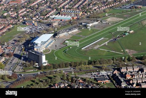 Doncaster Racecourse Hi Res Stock Photography And Images Alamy