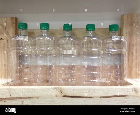 Drink Shelf Hi Res Stock Photography And Images Alamy