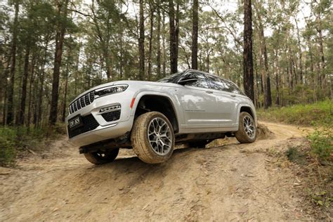 Driving Jeep S Electrified Off Roader Torquecafe Com Driving Jeep S Electrified Off Roader Torquecafe Com