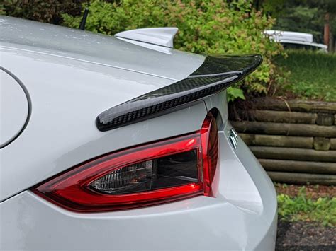 Ducktail Spoiler: Enhancing Sporty Style and Aerodynamics