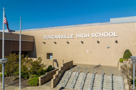Duncanville High School Updated January 2026 900 W Camp Wisdom Rd Duncanville Texas Middle Schools High Schools Phone Number Yelp