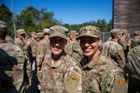 Dvids Images Airborne And Ranger Training Brigade Graduation Clas 08 19 Image 3 Of 3