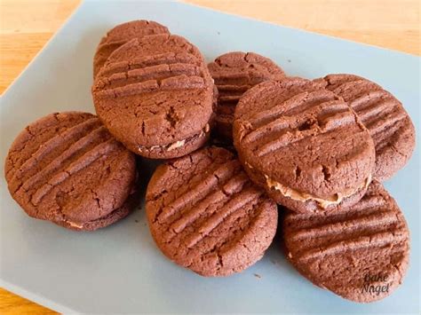 Easy 5 Ingredient Vegan Chocolate Sandwich Cookies Easy 5 Ingredient Vegan Chocolate Sandwich Cookies