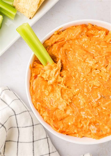 Easy Buffalo Chicken Dip Recipe