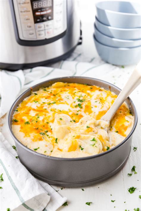 Easy Instant Pot Au Gratin Potatoes