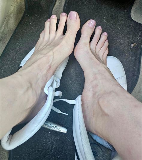 Ekaterina Lisina Feet