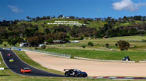Eric Constantinidis Breaks Bathurst Production Car Lap Record In A Porsche 911 Gt2 Rs Porschesport Latest Motorsport News Interviews