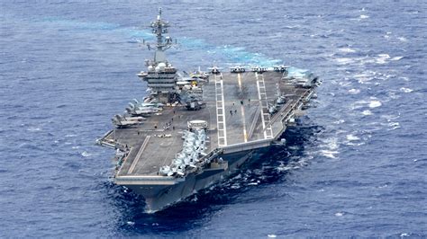 F 35 Loaded Uss Abraham Lincoln Second Us Aircraft Carrier To Arrive In Middle East