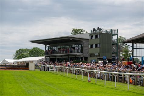 Fakenham Racecourse Fakenham Racecourse Is A Thoroughbred Horse Racing Venue Located In Fakenham Fakenham Racecourse Fakenham Racecourse Is A Thoroughbred Horse Racing Venue Located In Fakenham