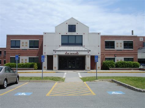 File Manchester Valley High School Rear Entrance Jpg Wikimedia Commons