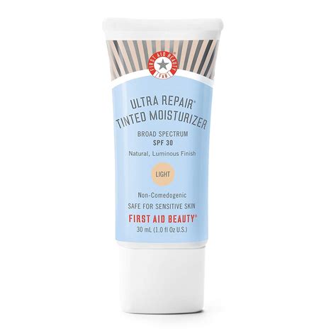 First Aid Beauty Ultra Repair Tinted Moisturizer Uncover The Glow