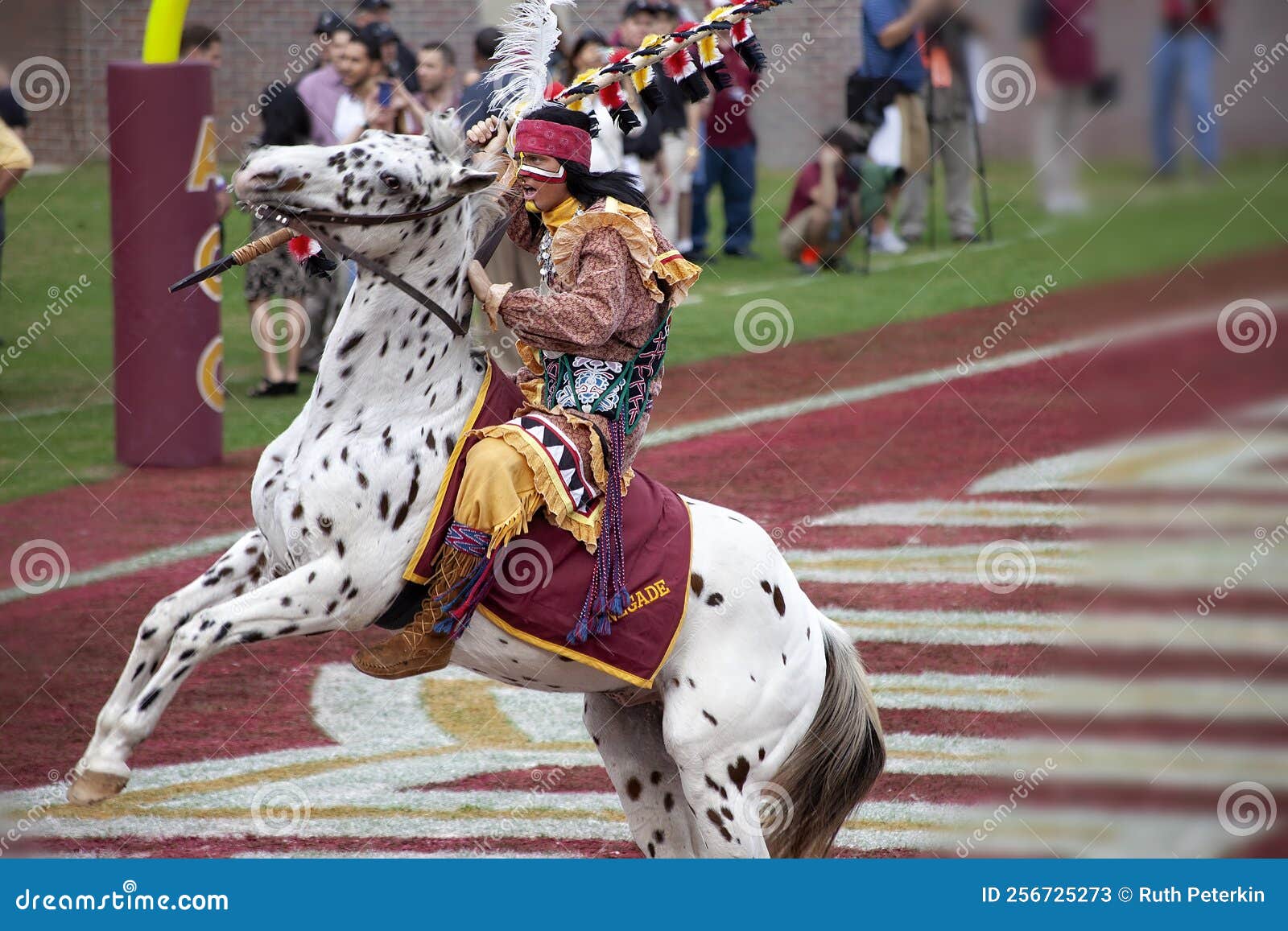 Florida State Mascot Why Fsu Uses Chief Osceola Renegade Florida State Mascot Why Fsu Uses Chief Osceola Renegade