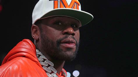 Floyd Mayweather Dead: What Fans Are Saying About the Rumors