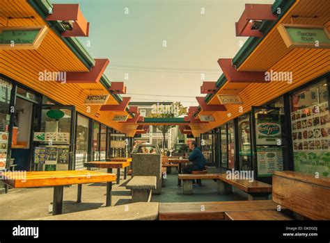 Food Court Restaurant Hi Res Stock Photography And Images Alamy