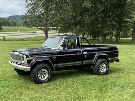 For Sale A 1982 Jeep J10 Laredo Pickup 360 4 4