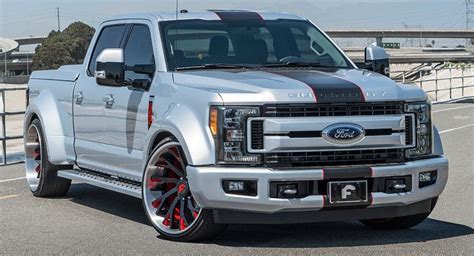 Ford F 250 Xlt Super Duty Looks Slammin On 26 Inch Forgiato Rims 1080Q
