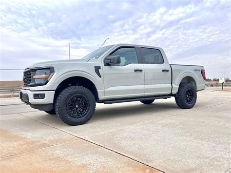 Ford F150 Leveling Kit: The Ultimate Guide to Lifting and Improving Your Truck