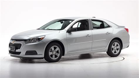 Top Reasons to Buy a Ford Malibu 2015 in 2024