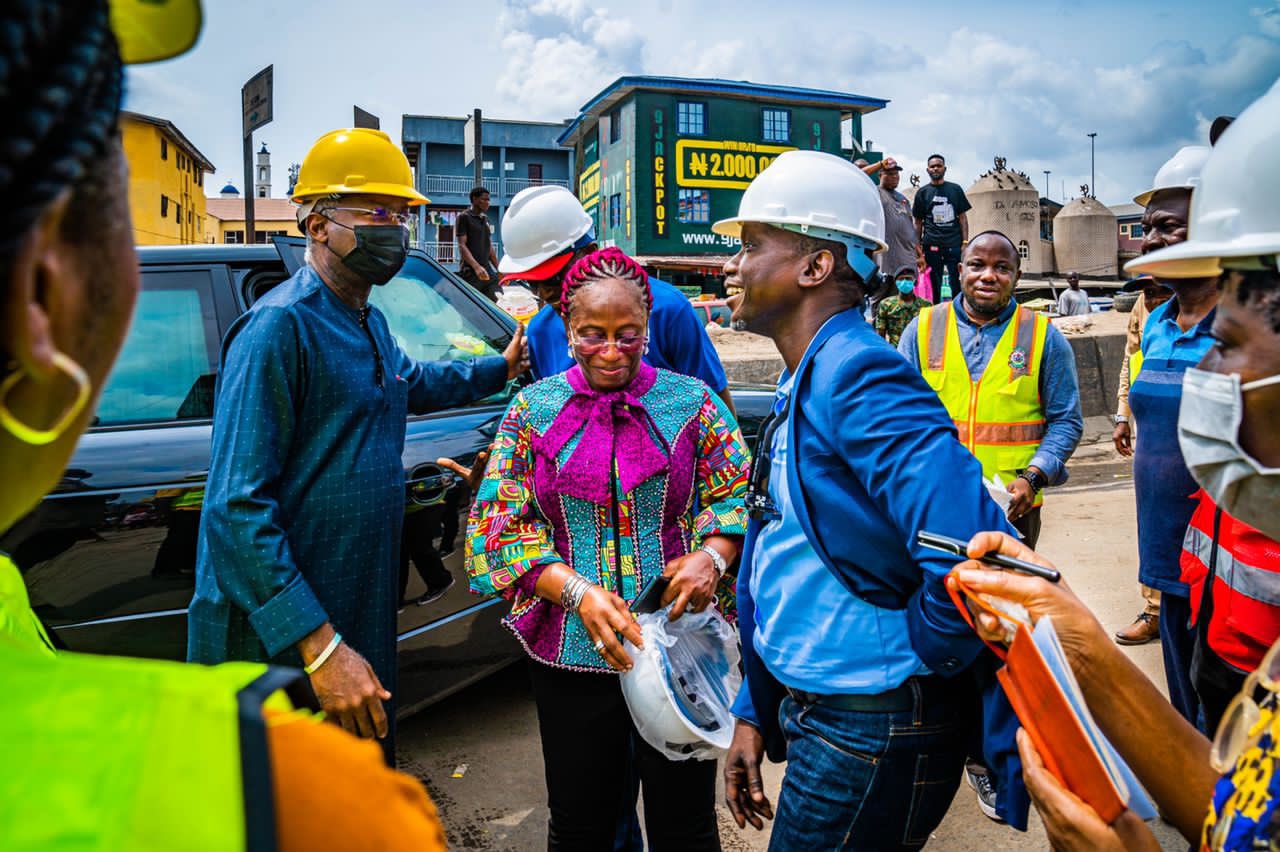 Funmi Adefioye Giwa Fumes09 Twitter