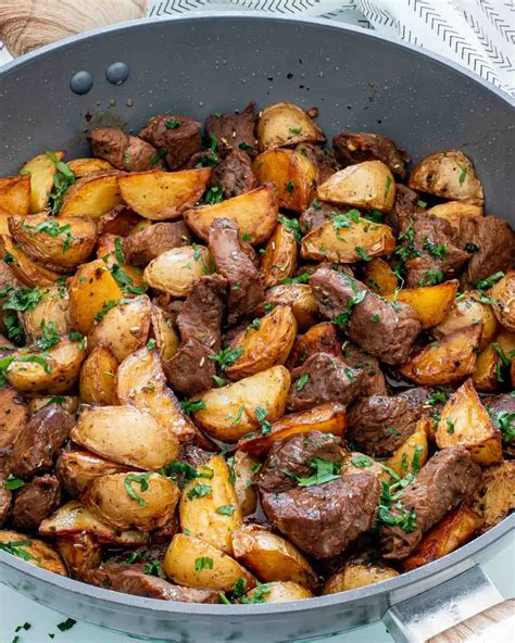 Garlic Butter Steak And Potatoes Skillet