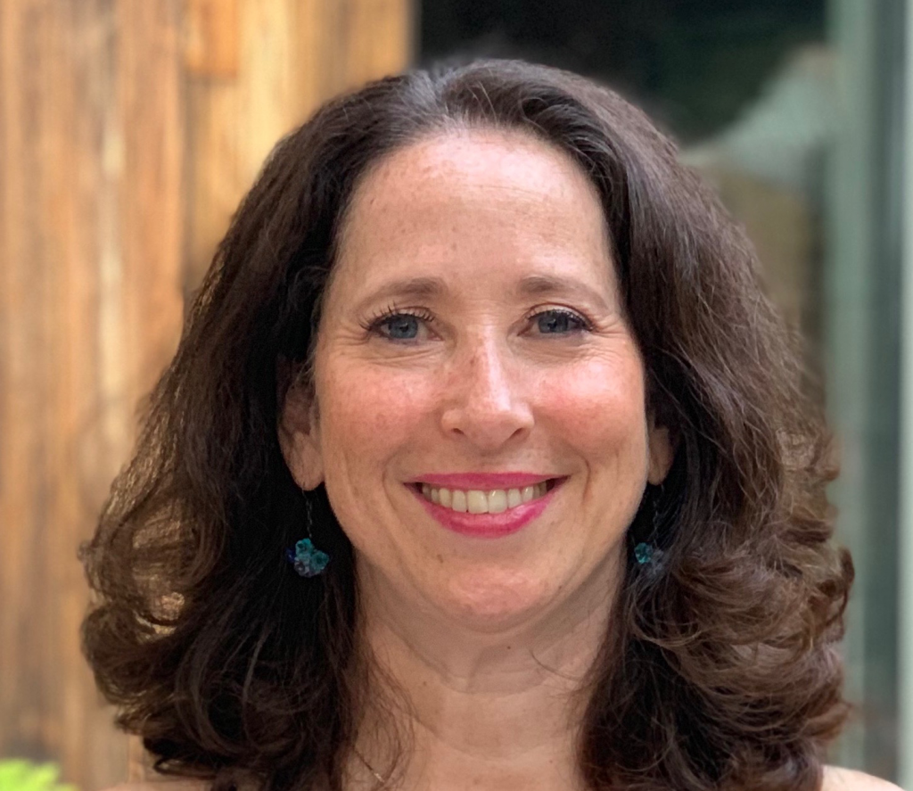 Georgetown Expert On Aging Gives 5 Tips On Celebrating The Holidays