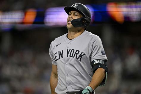 Giancarlo Stanton Amp 39 I Didn Amp 39 T Do My Part Amp 39 For Yankees