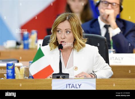 Giorgia Meloni Italian Prime Minister Hi Res Stock Photography And