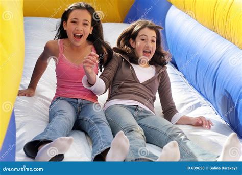 Girls Having Fun: Top Creative Activities for an Unforgettable Day