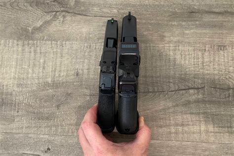 Glock 19 Vs Sig Sauer P365 Xmacro For Concealed Carry Concealed Carry
