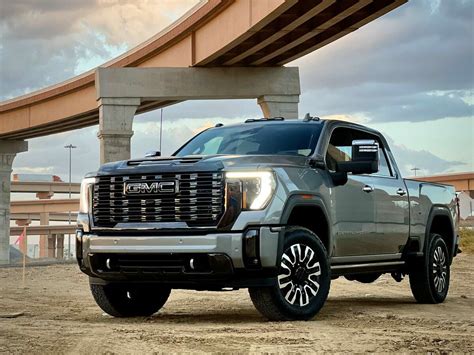 GMC Sierra 2500 Diesel: The Ultimate Heavy-Duty Pickup Truck Review