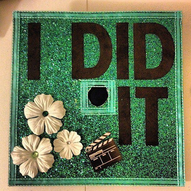 Graduate School In Style With These 50 Fun And Creative Graduation Cap