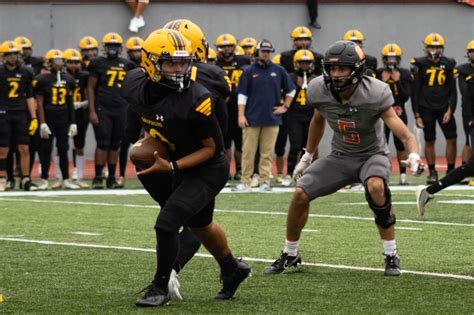 Greater Lowell Squanders Chances Falls 14 7 To Greater Lawrence