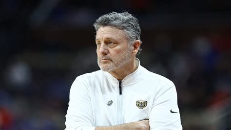 Greg Kampe: Coaching Insights and Career Highlights