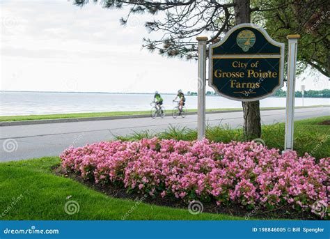 Grosse Pointe Farms