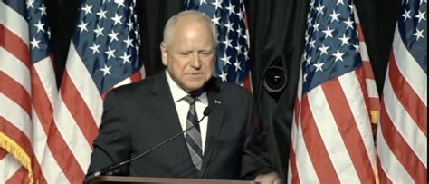 Harris Campaign Quietly Scrubs Amp 39 Retired Command Sergeant Major Amp 39 From