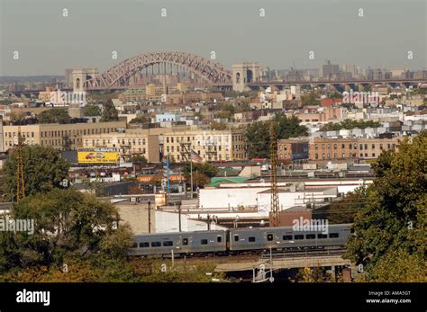Hell Gate Railroad Bridge Seen From Sunnyside Queens In Nyc Designed By Hell Gate Railroad Bridge Seen From Sunnyside Queens In Nyc Designed By