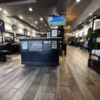 Henry Barber Shop 426 Photos Amp 567 Reviews 3555 S Fort Apache Rd