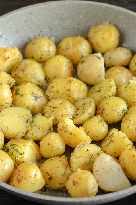 Herbed Canned Potatoes Recipe For A Crowd Pleasing Side Dish
