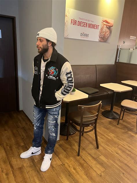 Hey I Just Bought A White Air Force 1 07 How Do I Keep Them Clean 23 R Sneakers