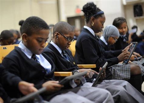 Hill Freeman Study Aims To Close Digital Divide The Learning Key Phillytrib Com