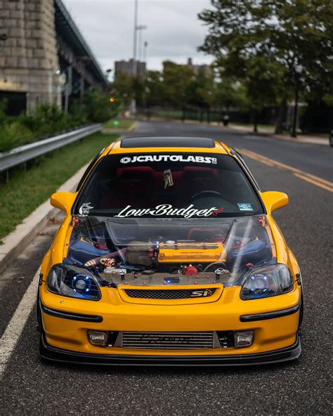 Honda Civic EX: A Comprehensive Review of Features and Benefits