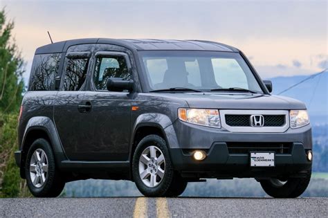 Honda Element 2011 Review: Features, Performance, and Buying Tips