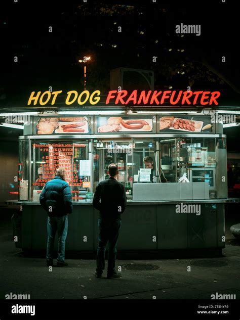 Hot Dog Stand At Schwedenplatz Vienna Austria Stock Photo Alamy Hot Dog Stand At Schwedenplatz Vienna Austria Stock Photo Alamy