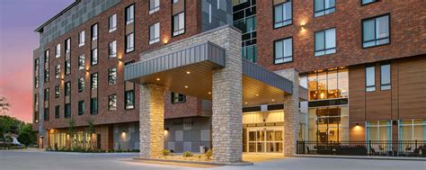 5 Hotels Near UIowa