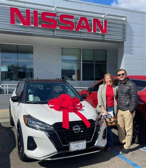 How To Adjust The Steering Wheel Mossy Nissan Kearny Mesa