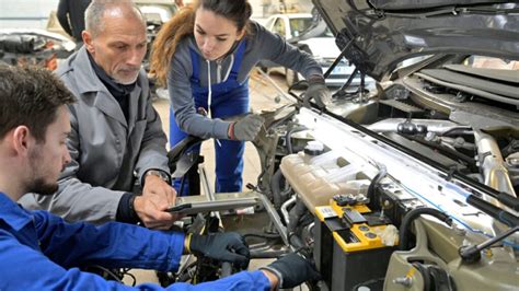 How To Become A Mechanic In The Uk