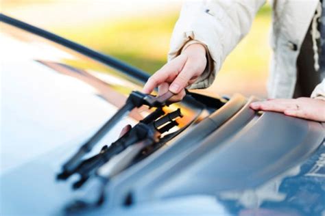 How To Change Wiper Blades On Your Vehicle In 8 Steps Geico Living How To Change Wiper Blades On Your Vehicle In 8 Steps Geico Living